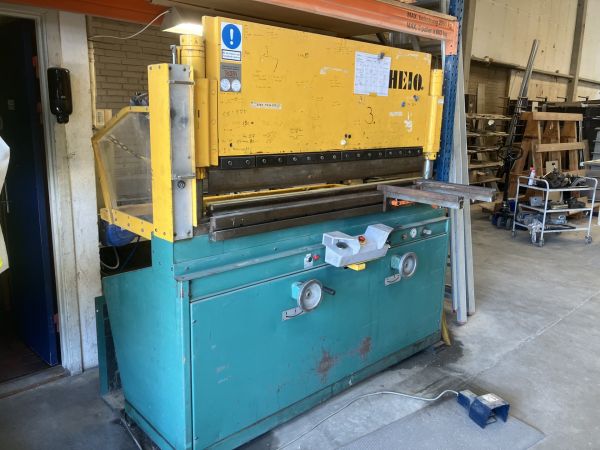 Brugt Heio kantpresser 40 ton x 1500/1600MM god stand